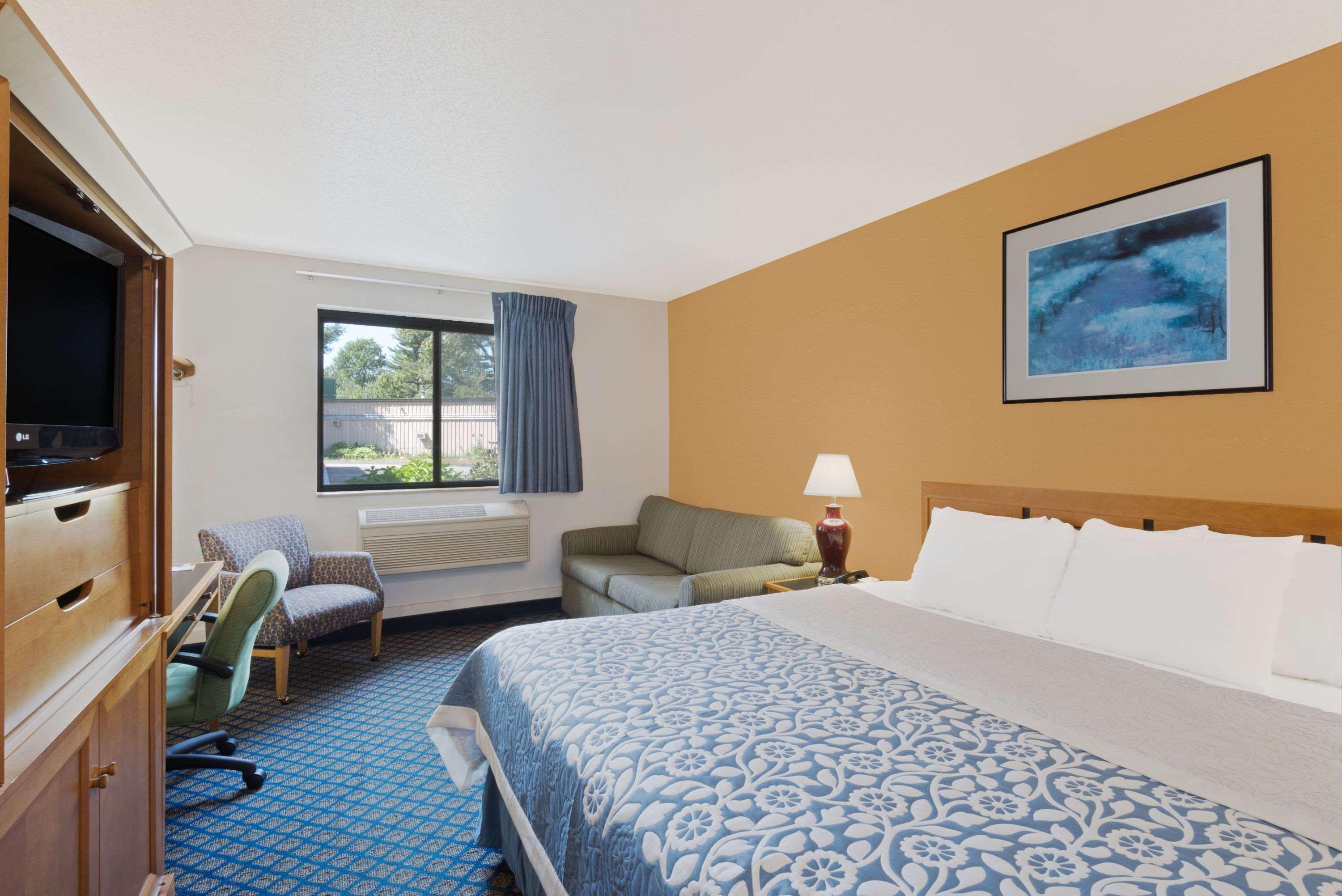 Days Inn By Wyndham Brunswick Bath Area Εξωτερικό φωτογραφία