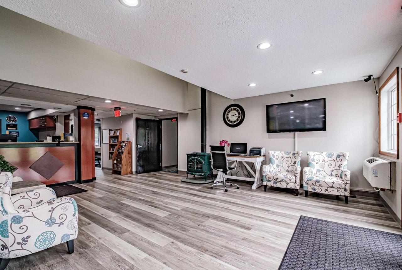 Days Inn By Wyndham Brunswick Bath Area Εξωτερικό φωτογραφία