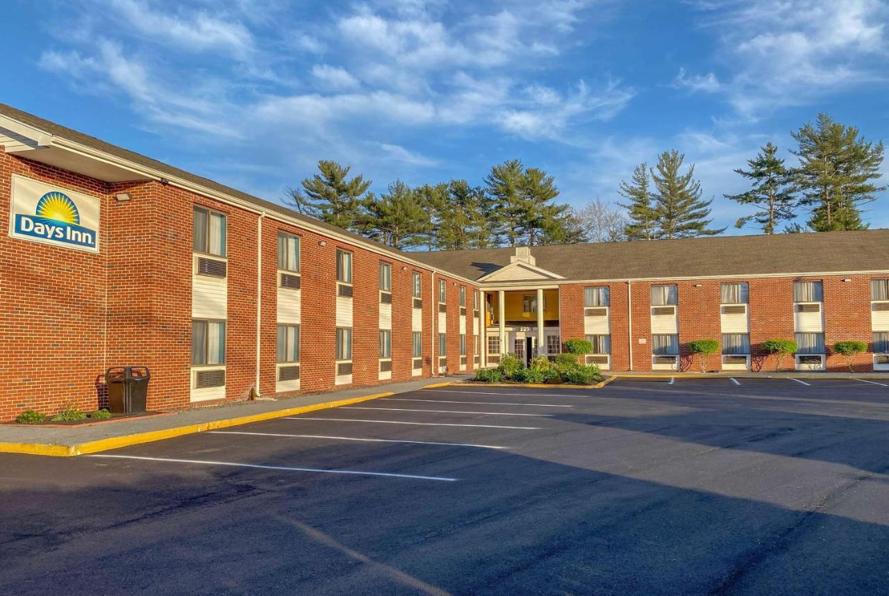 Days Inn By Wyndham Brunswick Bath Area Εξωτερικό φωτογραφία